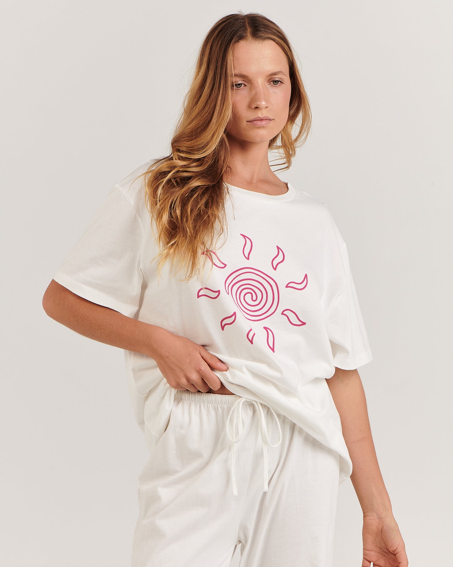 CHARLIE HOLIDAY // Swirl Sun Boyfriend Tee PINK WHITE