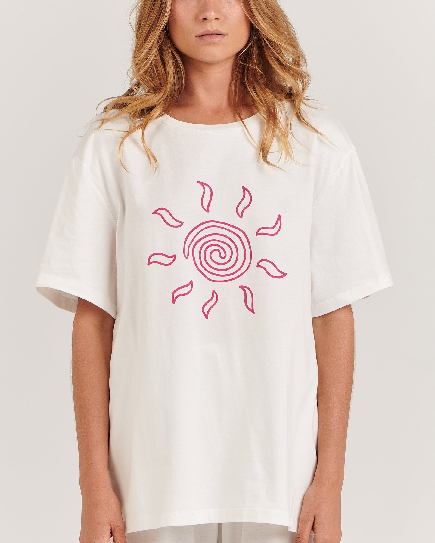 CHARLIE HOLIDAY // Swirl Sun Boyfriend Tee PINK WHITE