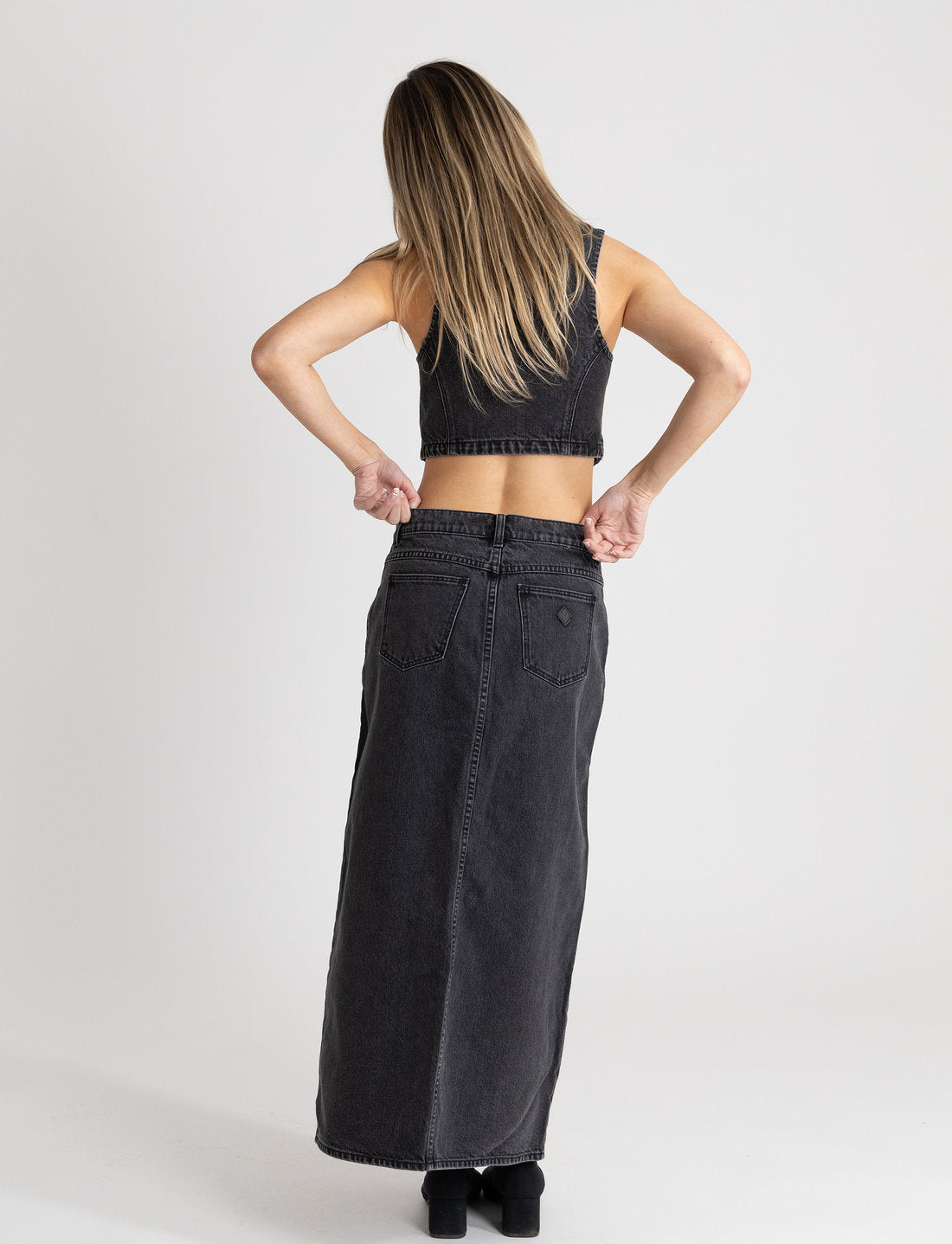 ABRAND // Low Maxi Skirt Chloe WASHED BLACK