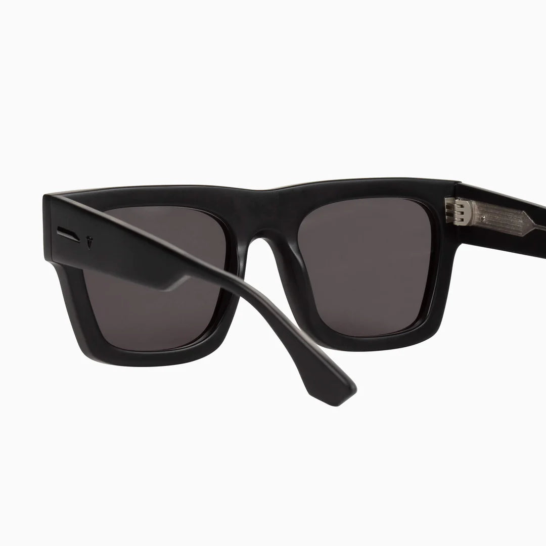 VALLEY // Alta MATTE BLACK GLOSS BLACK TRIM BLACK LENS