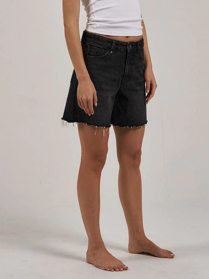 THRILLS // Billie Low Shorts SMOKE BLACK