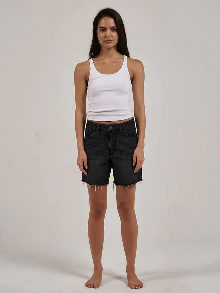 THRILLS // Billie Low Shorts SMOKE BLACK