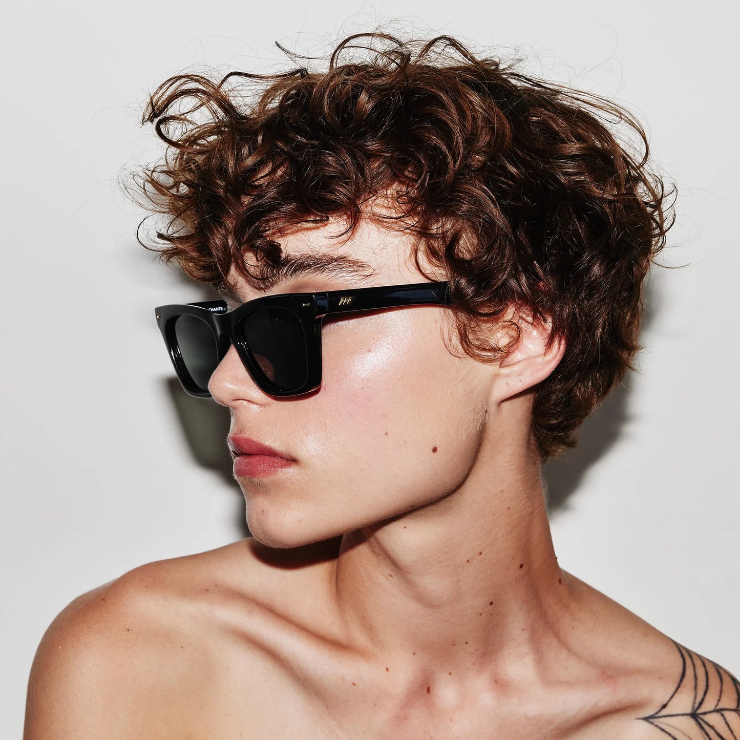 LE SPECS // Chante BLACK POLARISED