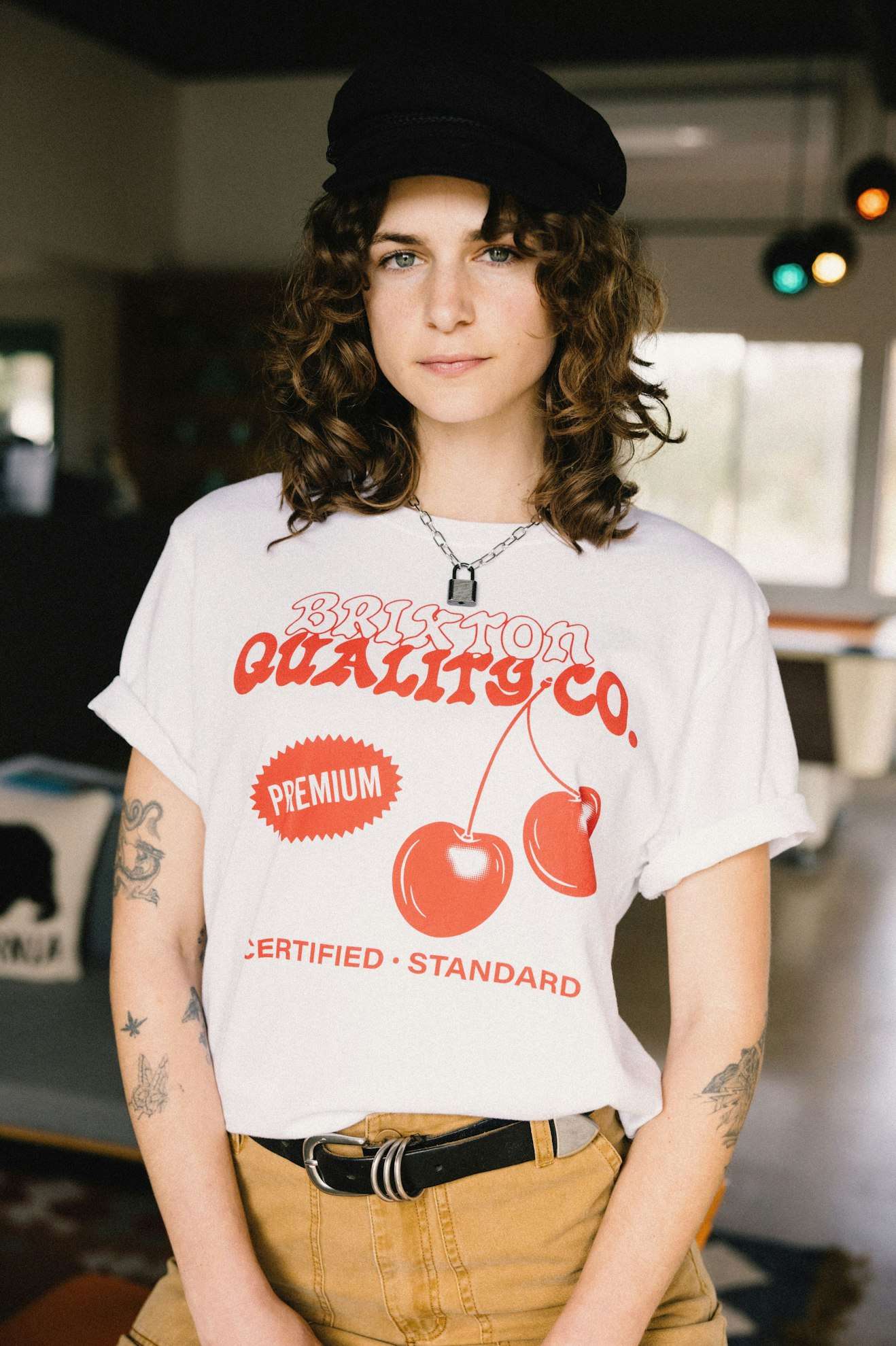 BRIXTON // Premium Cherry Vintage Tee WHITE