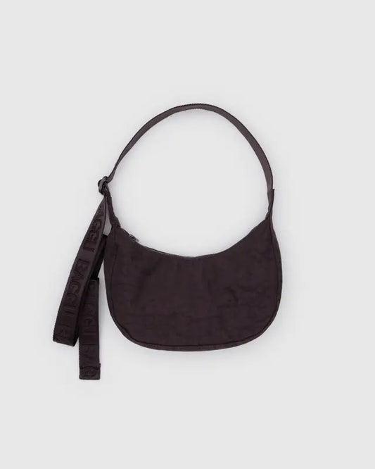 BAGGU // SMALL Nylon Crescent Bag 51" CHOCOLATE PLUM