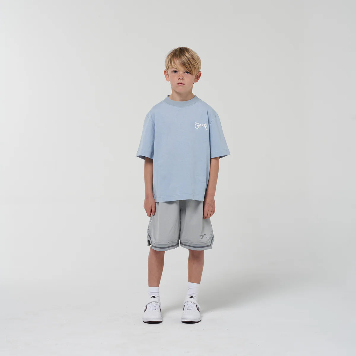 CRATE KIDS // Scripted Box Fit T-Shirt LIGHT BLUE