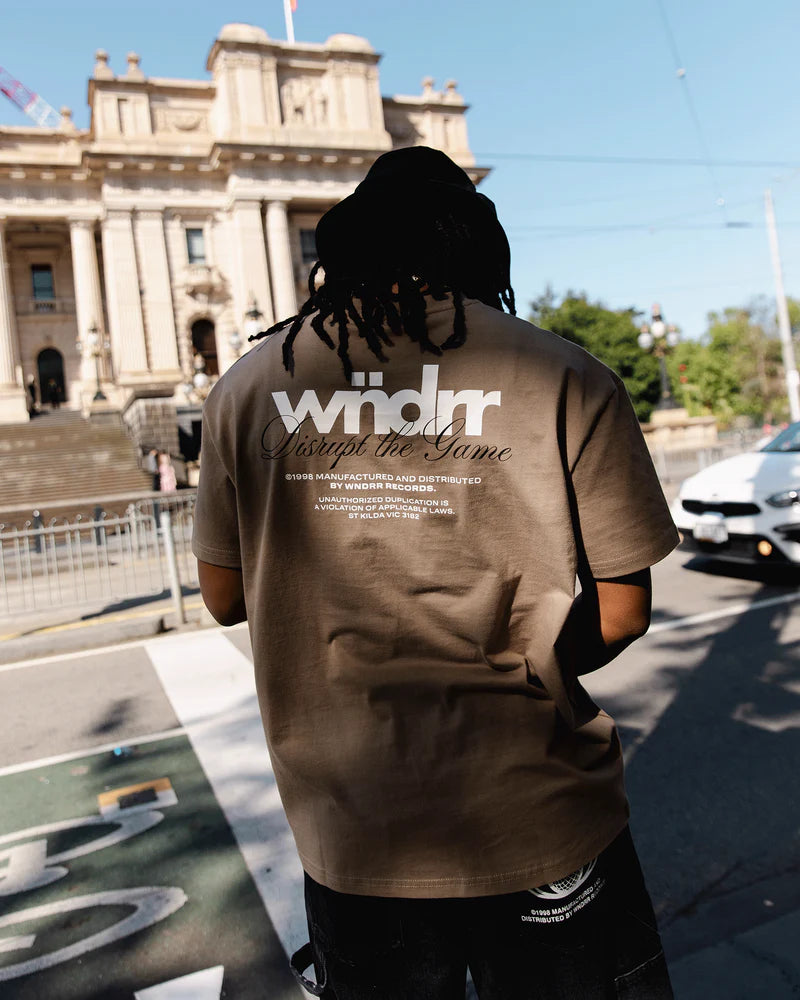 WNDRR // Disrupt Box Fit Tee TAUPE