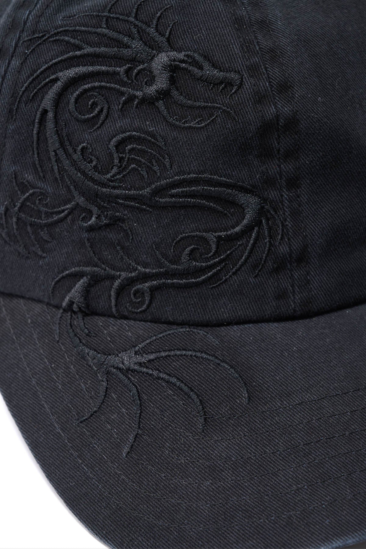 XLARGE // Dragon Low Pro Cap BLACK