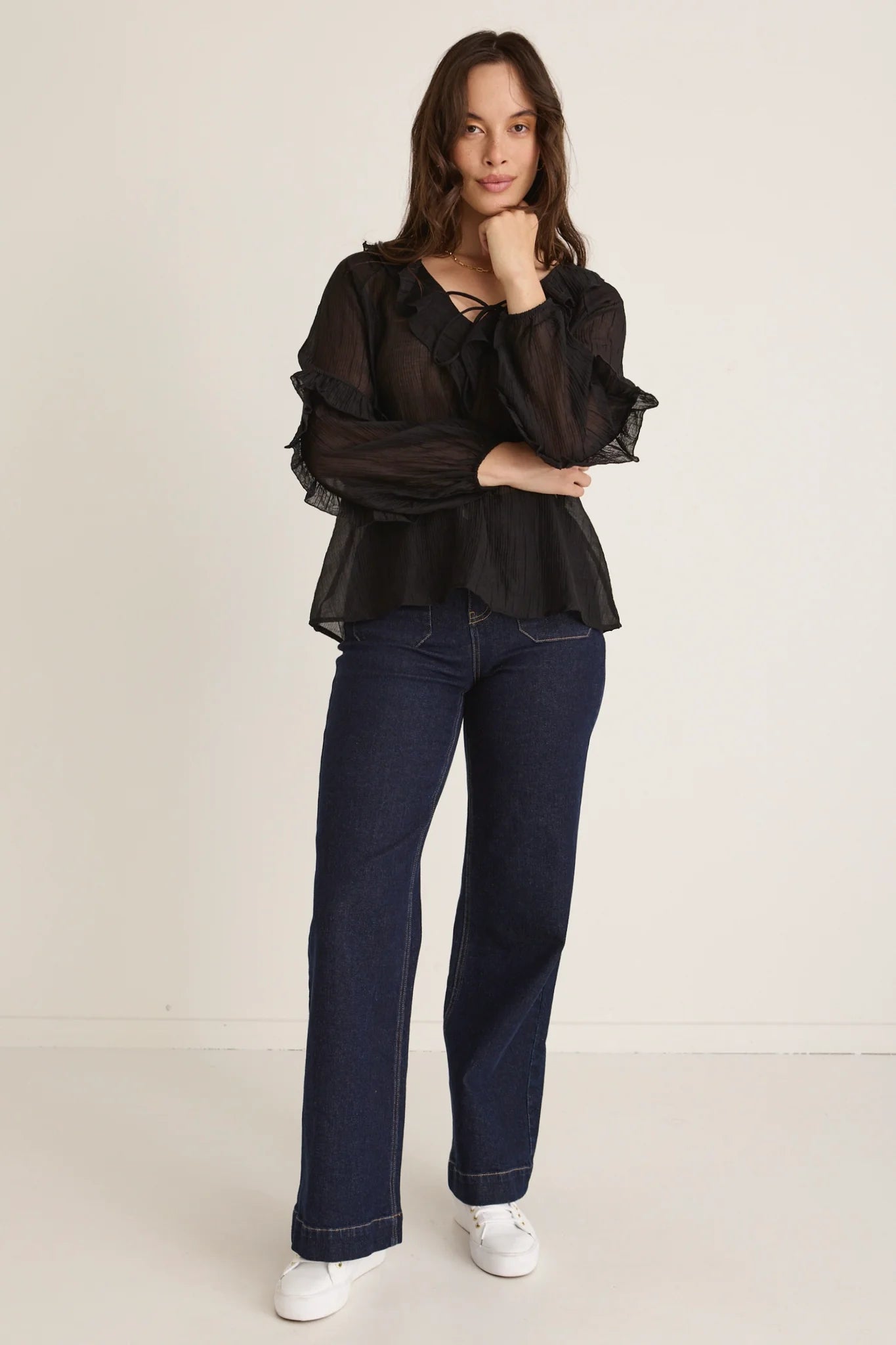 AMONG THE BRAVE // Daily Sheer Texture Frill Font Top BLACK