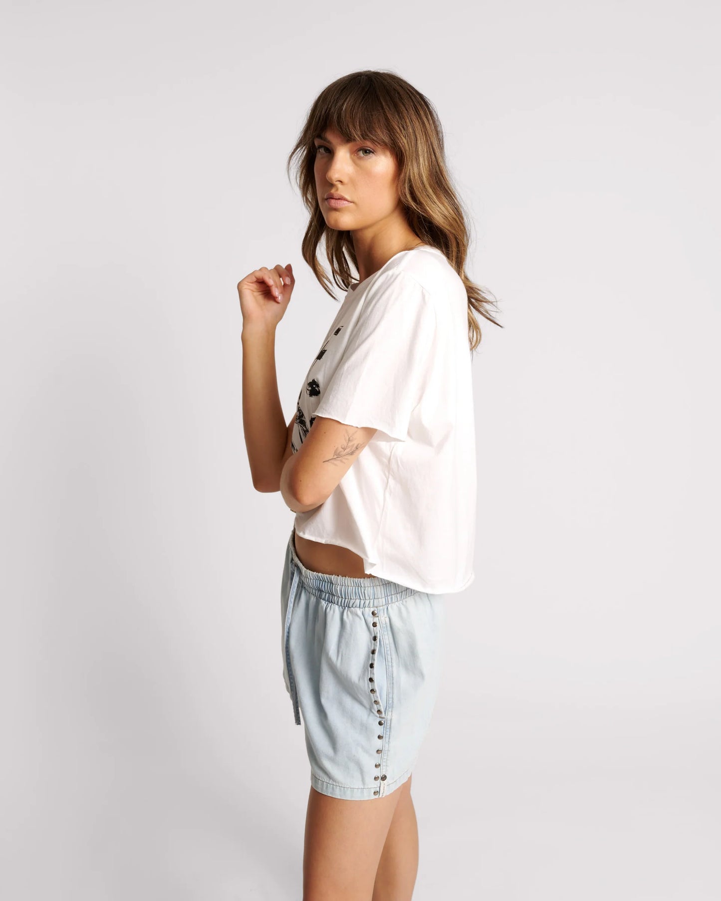 ONE TEASPOON // Free Love Cropped Tee WHITE