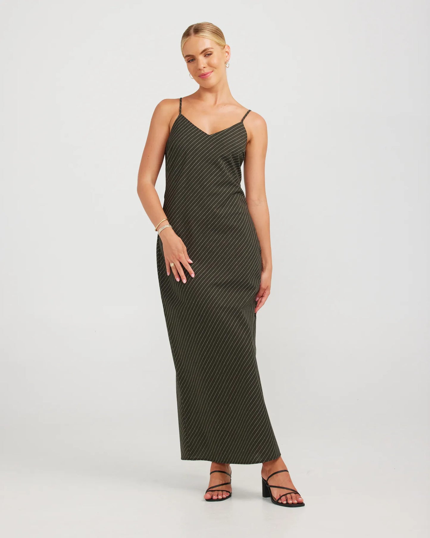 CHARLIE HOLIDAY // Maile Maxi Dress PIN STRIPE