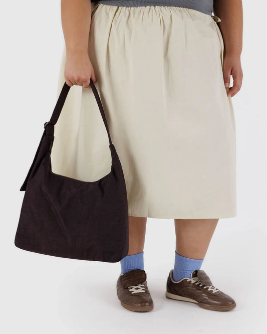 BAGGU // Nylon Shoulder Bag CHOCOLATE PLUM