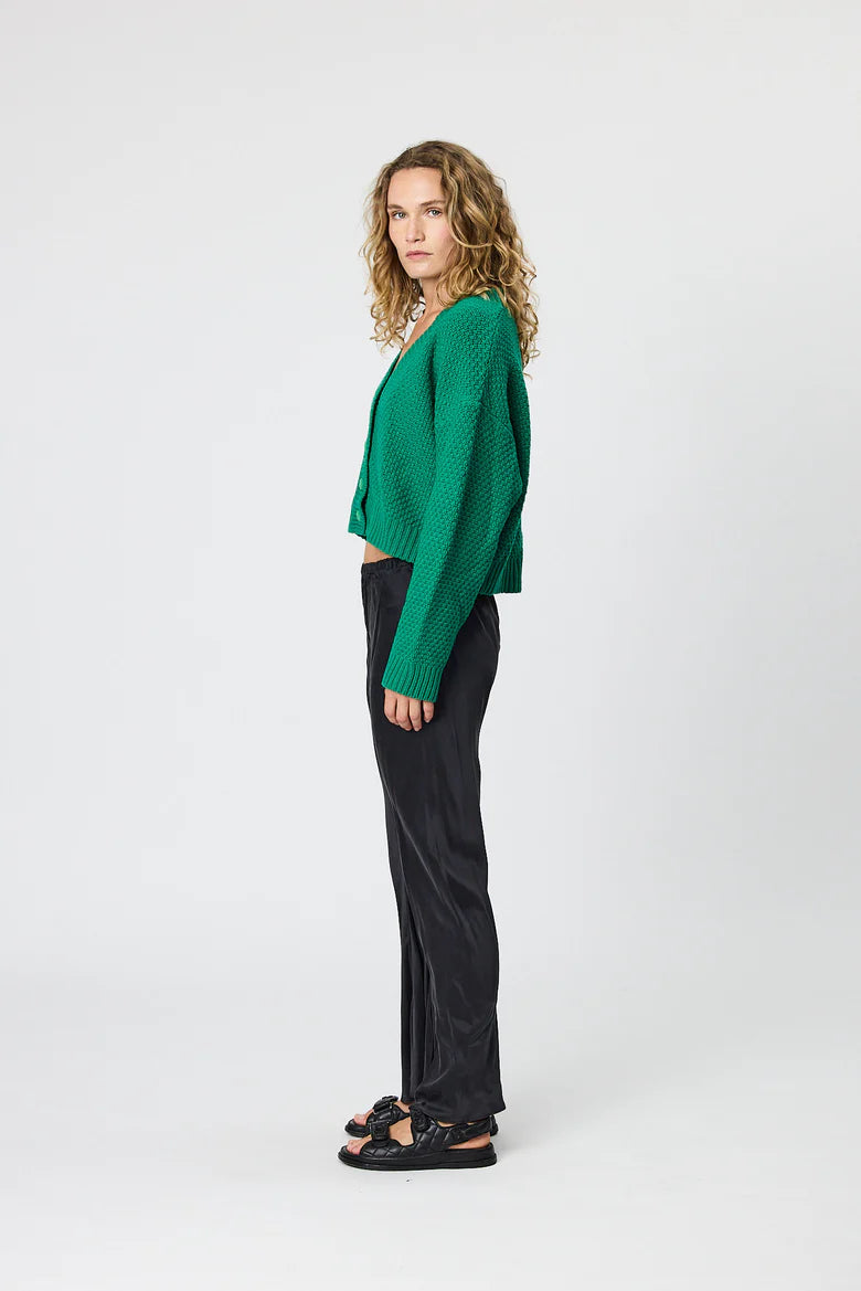 REMAIN // Milly Cardi EMERALD