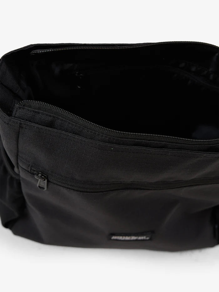 THRILLS // Minimal Thrills Sling Bag BLACK