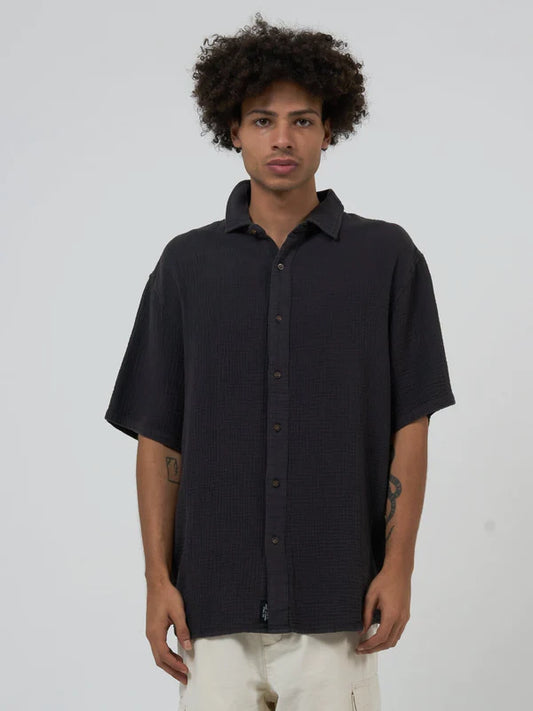 THRILLS // Minimal Seersucker Short Sleeve Shirt MERCH BLACK