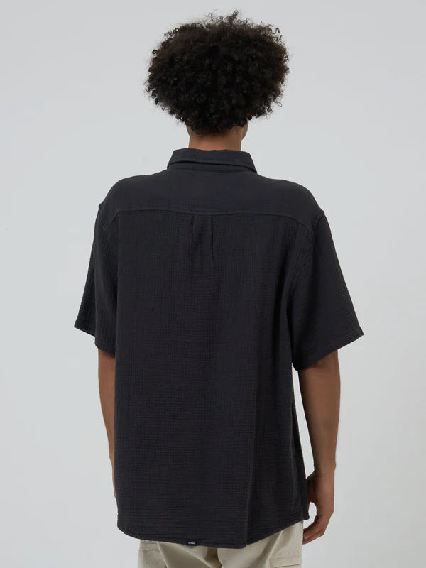 THRILLS // Minimal Seersucker Short Sleeve Shirt MERCH BLACK