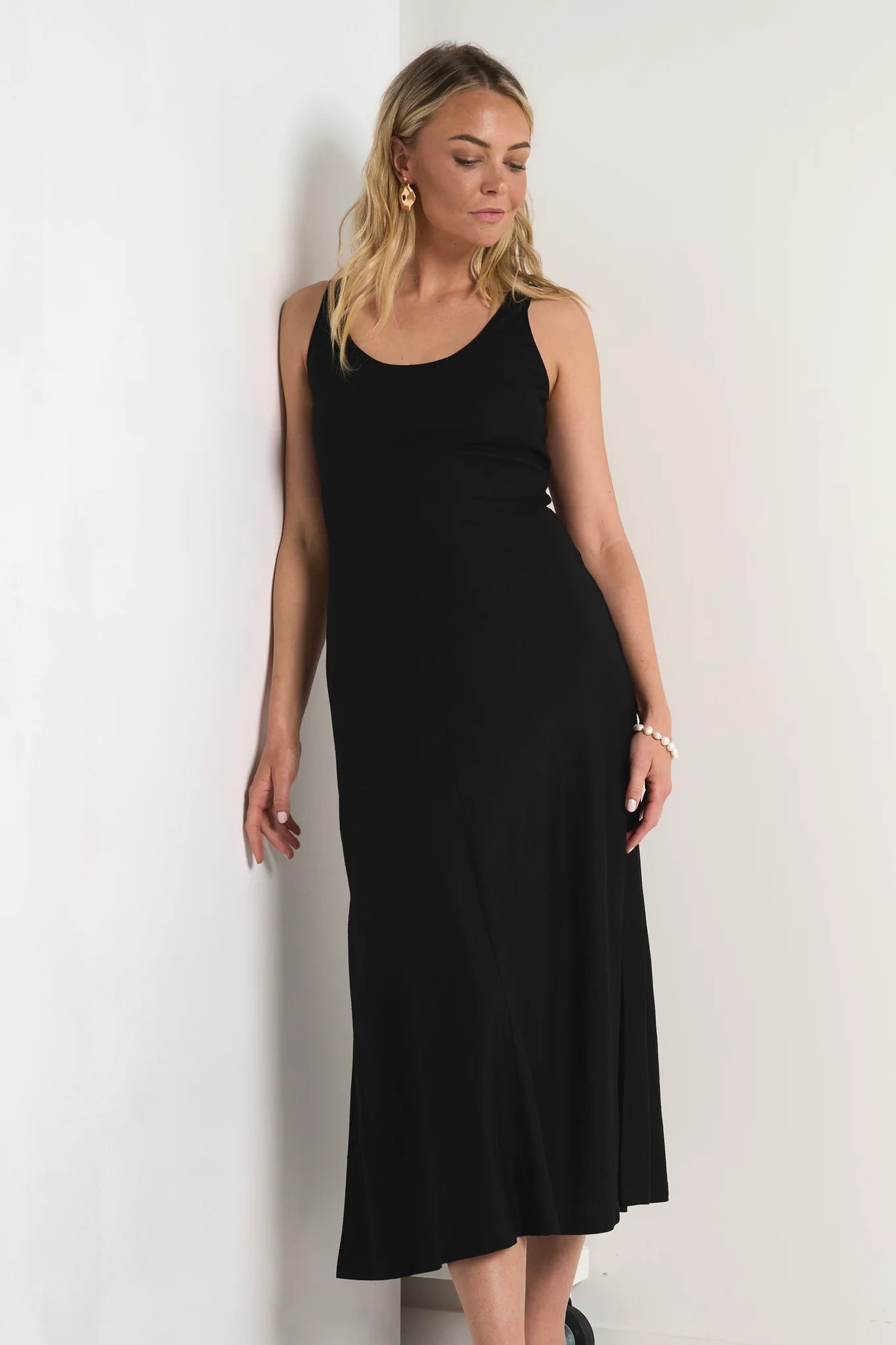 RE:UNION LABEL // Nerve Sleeveless Scoop Neck Bias Maxi Dress BLACK