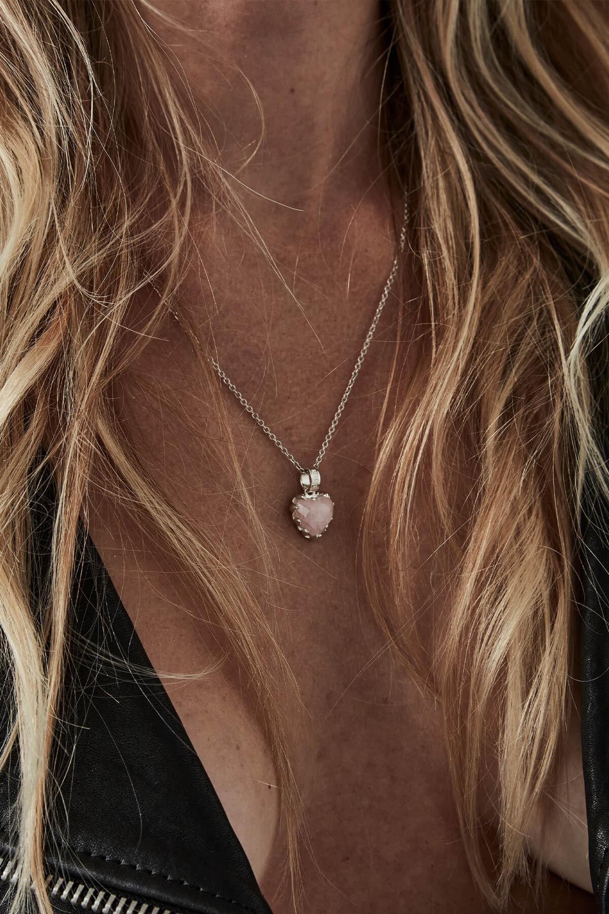 SGC // Love Claw Necklace ROSE QUARTZ