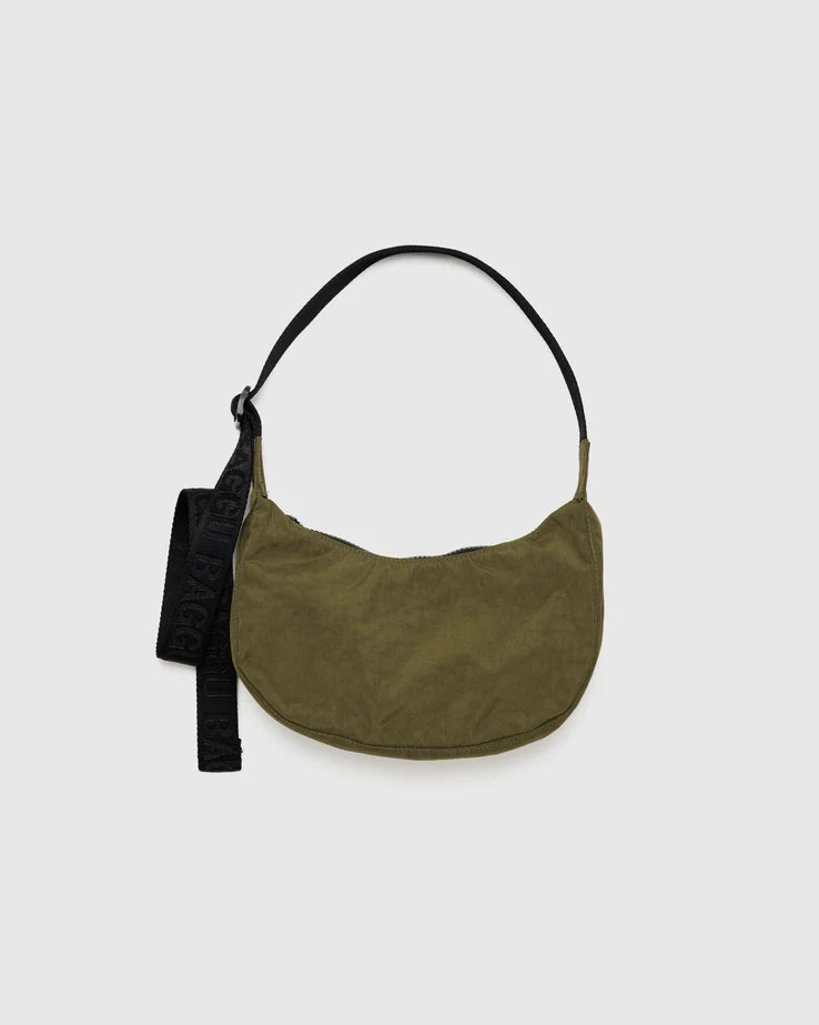 BAGGU // SMALL Nylon Crescent Bag SEAWEED