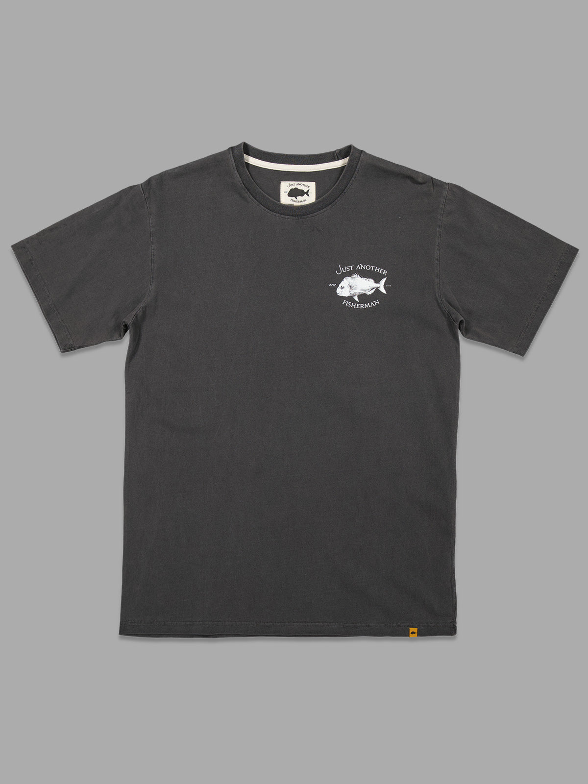 JAF // Snapper Logo Tee AGED BLACK/WHITE