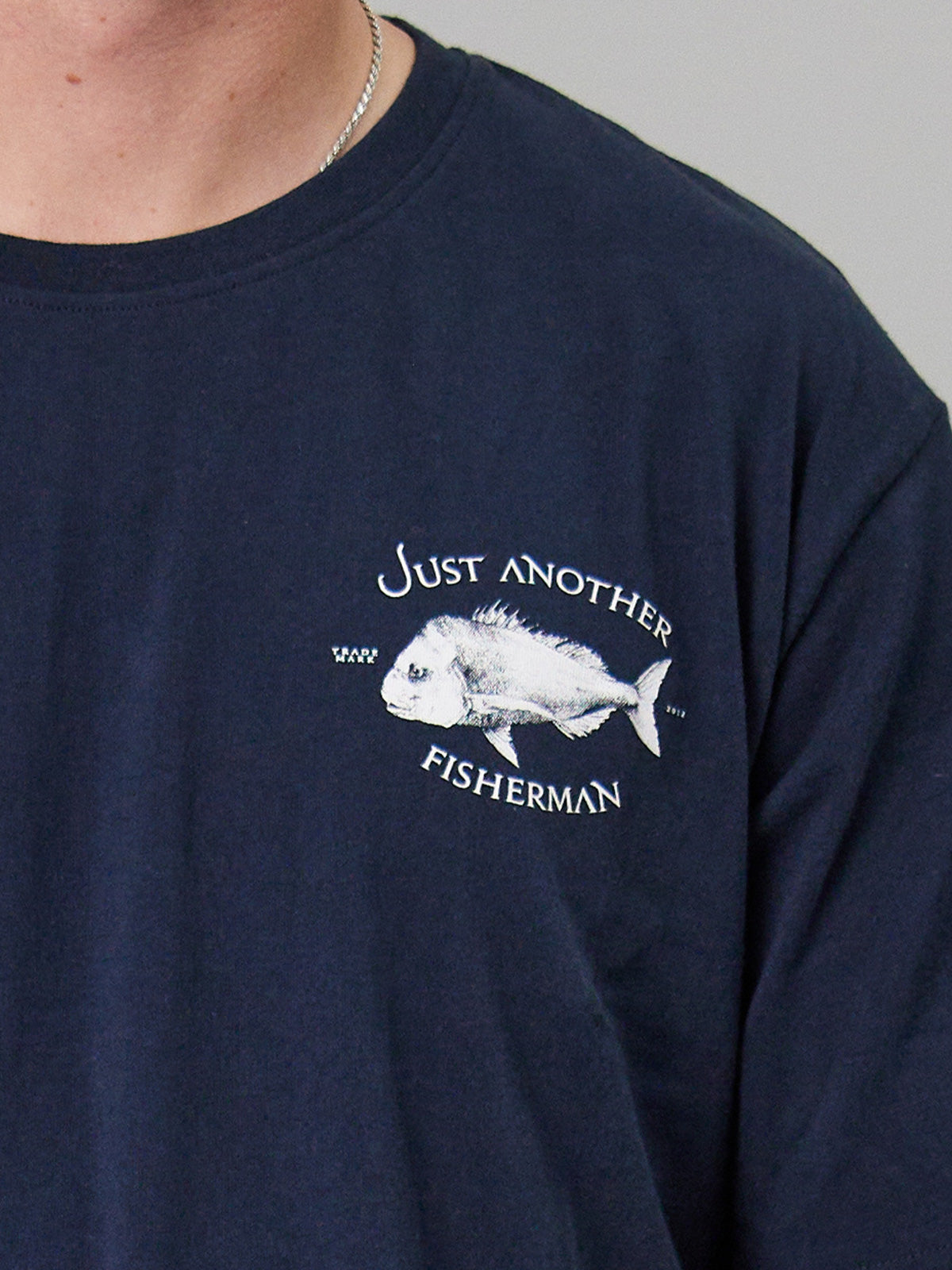 JAF // Snapper Logo Tee NAVY/WHITE