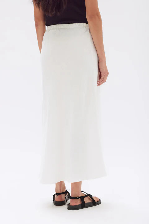 ASSEMBLY LABEL // Stella Linen Bias Skirt WHITE