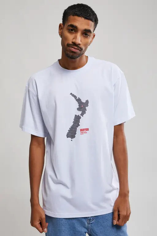 HUFFER // Sup Tee On The Map WHITE