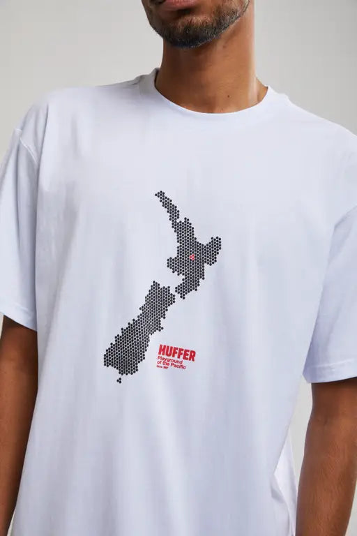 HUFFER // Sup Tee On The Map WHITE