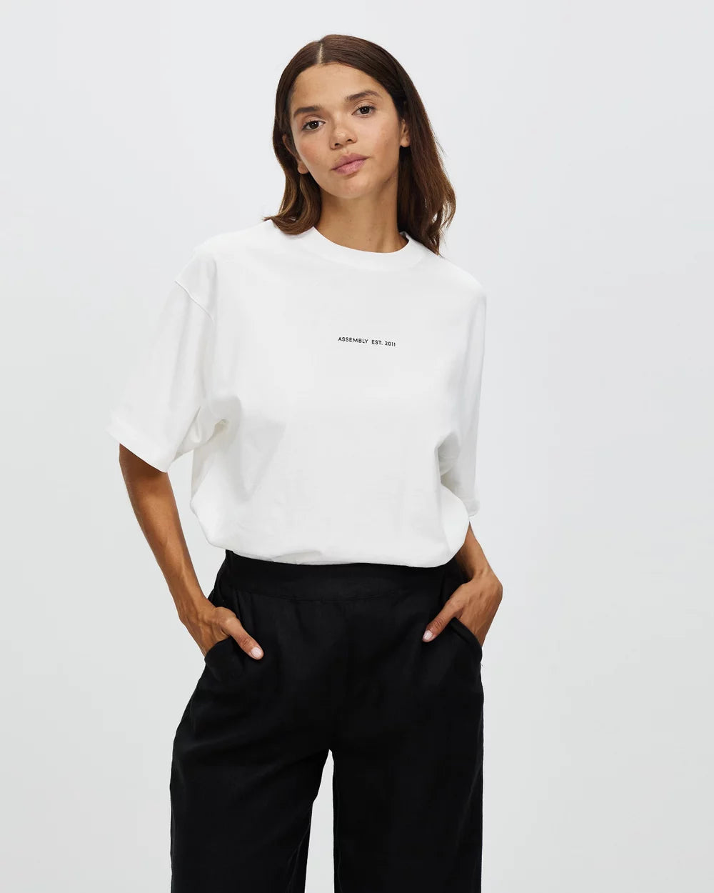 ASSEMBLY LABEL // Women's Organic Established Tee WHITE/BLACK