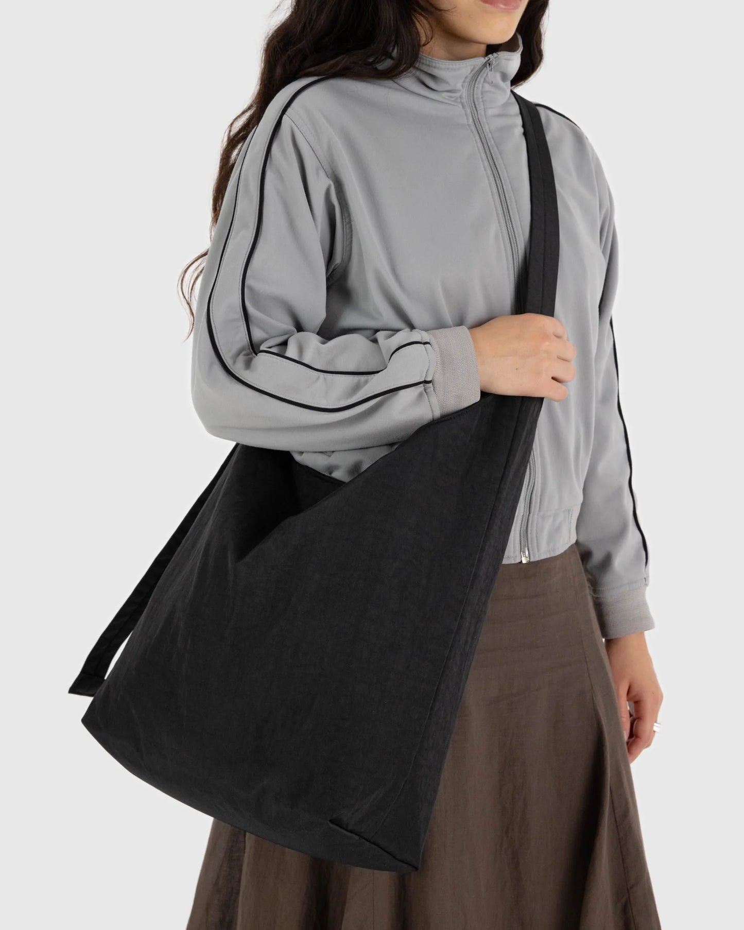 BAGGU // LARGE  Nylon Sling BLACK