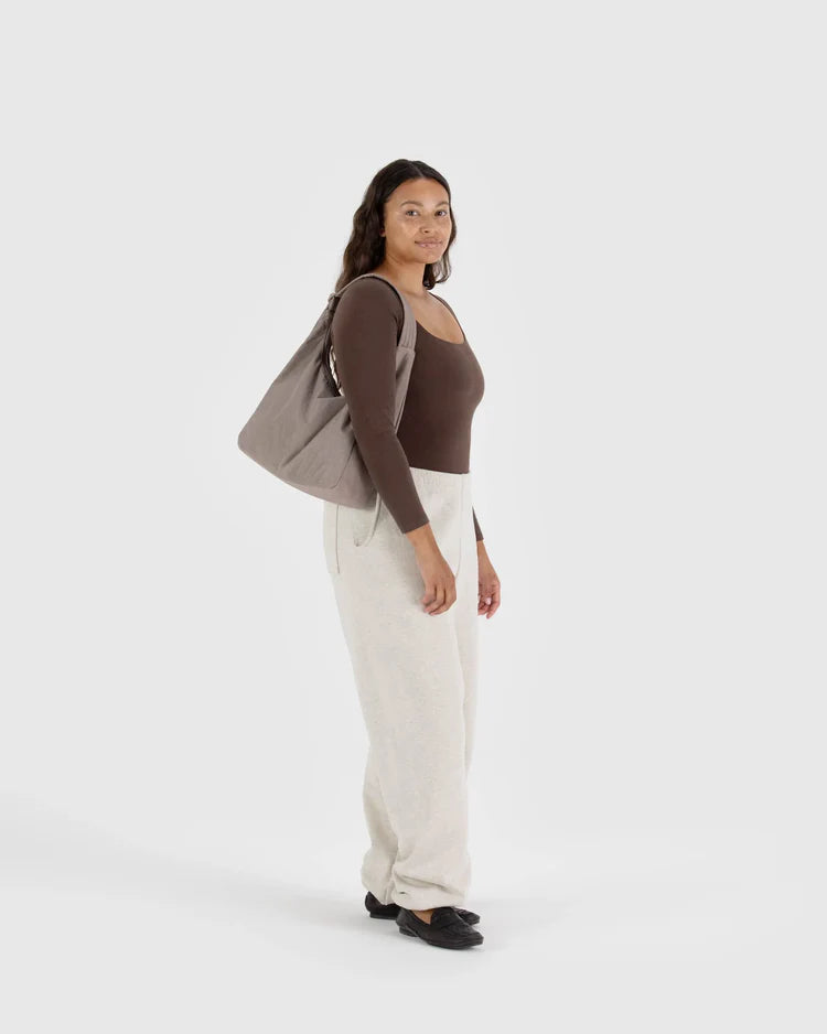 BAGGU // Nylon Shoulder Bag DOVE