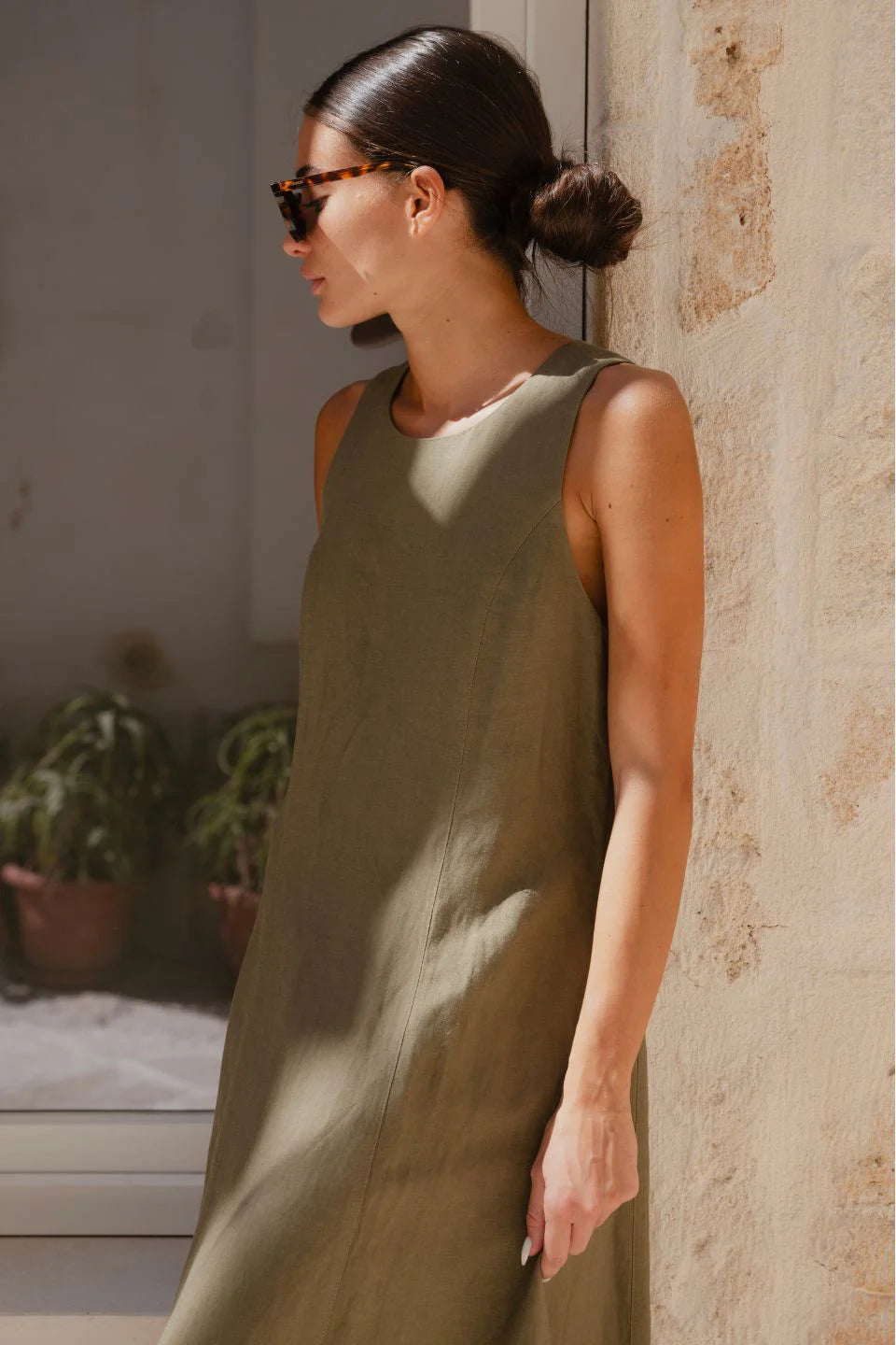 RE:UNION LABEL // Easygoing Linen Blend Crew Neck Midi Dress SOFT KHAKI