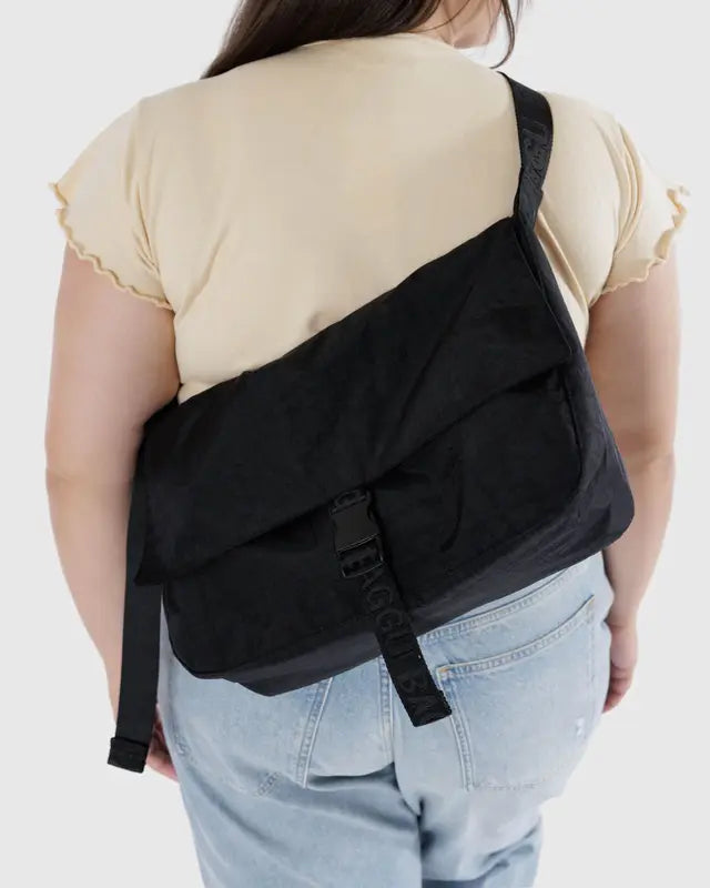 BAGGU // Messenger Bag BLACK