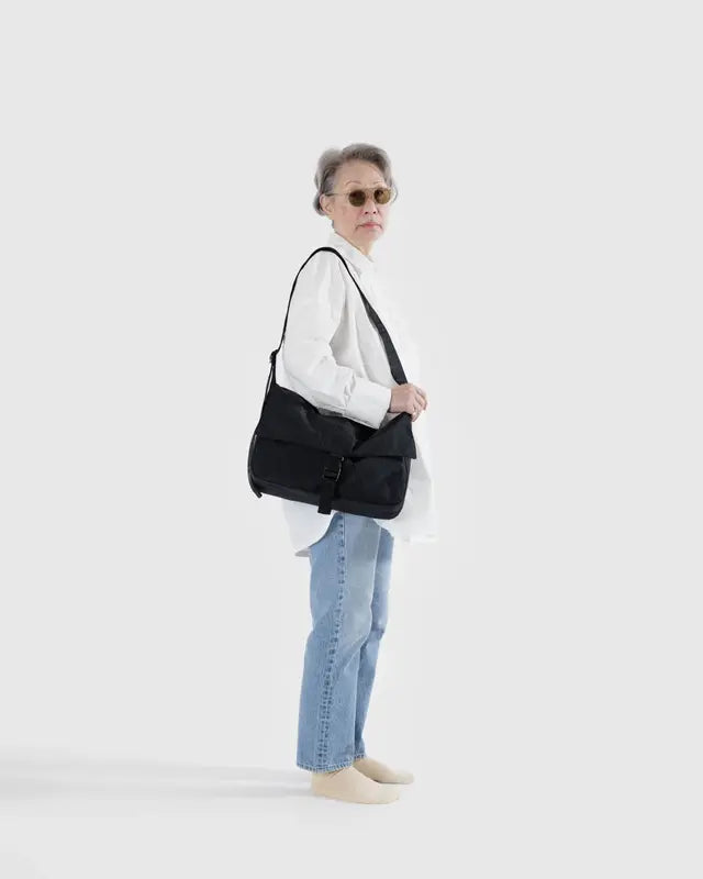 BAGGU // Messenger Bag BLACK