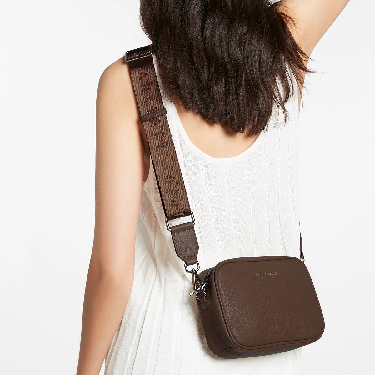 STATUS ANXIETY // Plunder With Webbed Strap Bag COCOA
