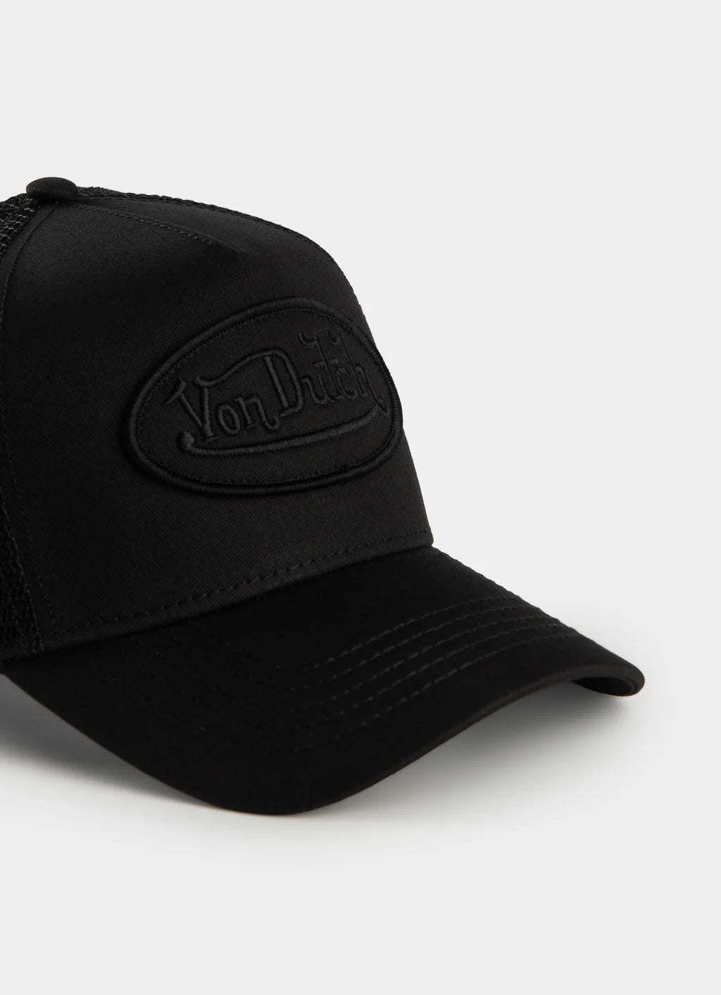 VON DUTCH // Triple Black Trucker BLACK