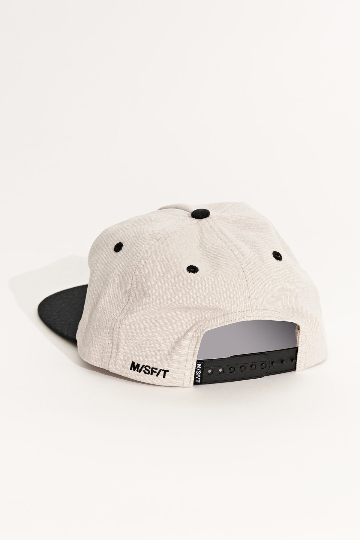 MISFIT // Hell Look Canvas Snapback FOG